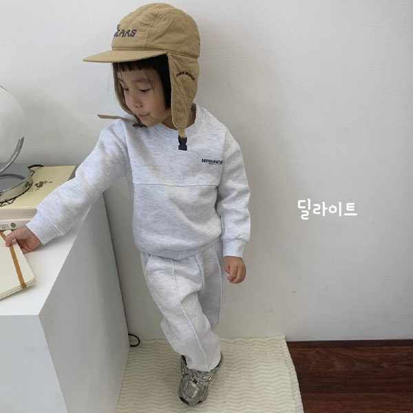 딜라이트KC (모델)인터네셔널핀턱상하*5~19*